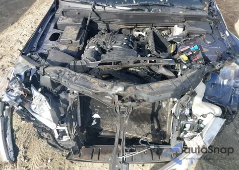 2009 Hyundai Genesis 3.8 z USA, uszkodzony, nr VIN KMHGC46E19U048687